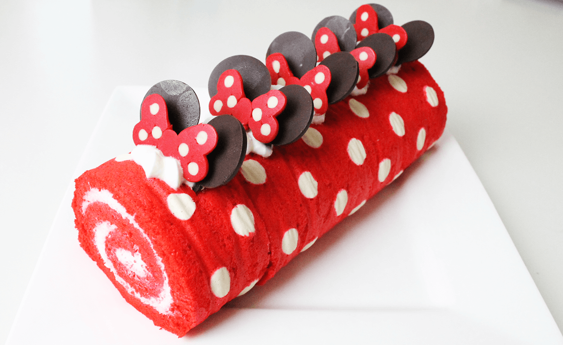 Minnie Mouse Cake Roll