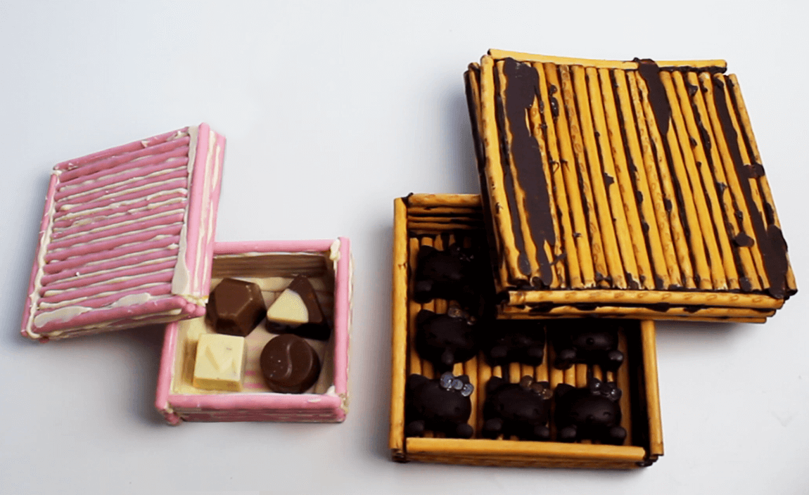 Pocky or Pejoy Chocolates Box