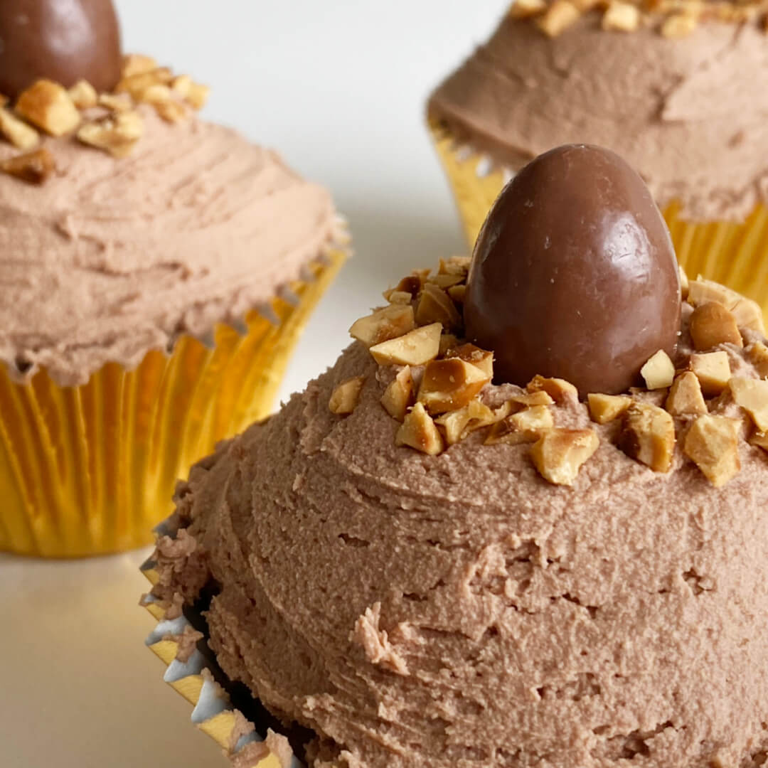 Delicious Milk Chocolate Easter Cupcakes.🐰 Find the recipe here httpsyoutu.beUu8RIWa2PTc

#Baking #Food #Recipe #Cupcakes #Chocolate #DIY #EasterCake #Easter #EasterSnack